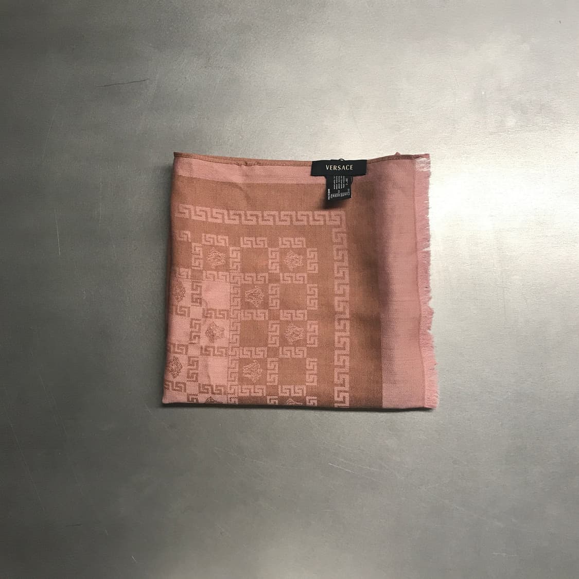 베르사체 실크 스카프 상품이미지1