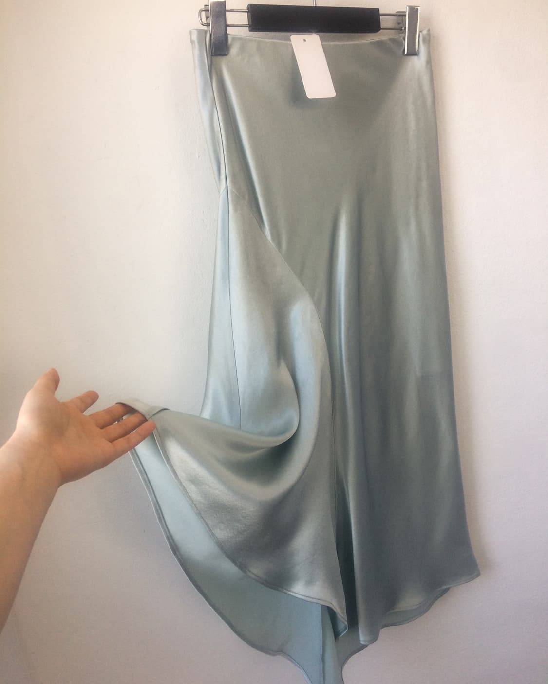 Glossy long skirt 상품이미지2