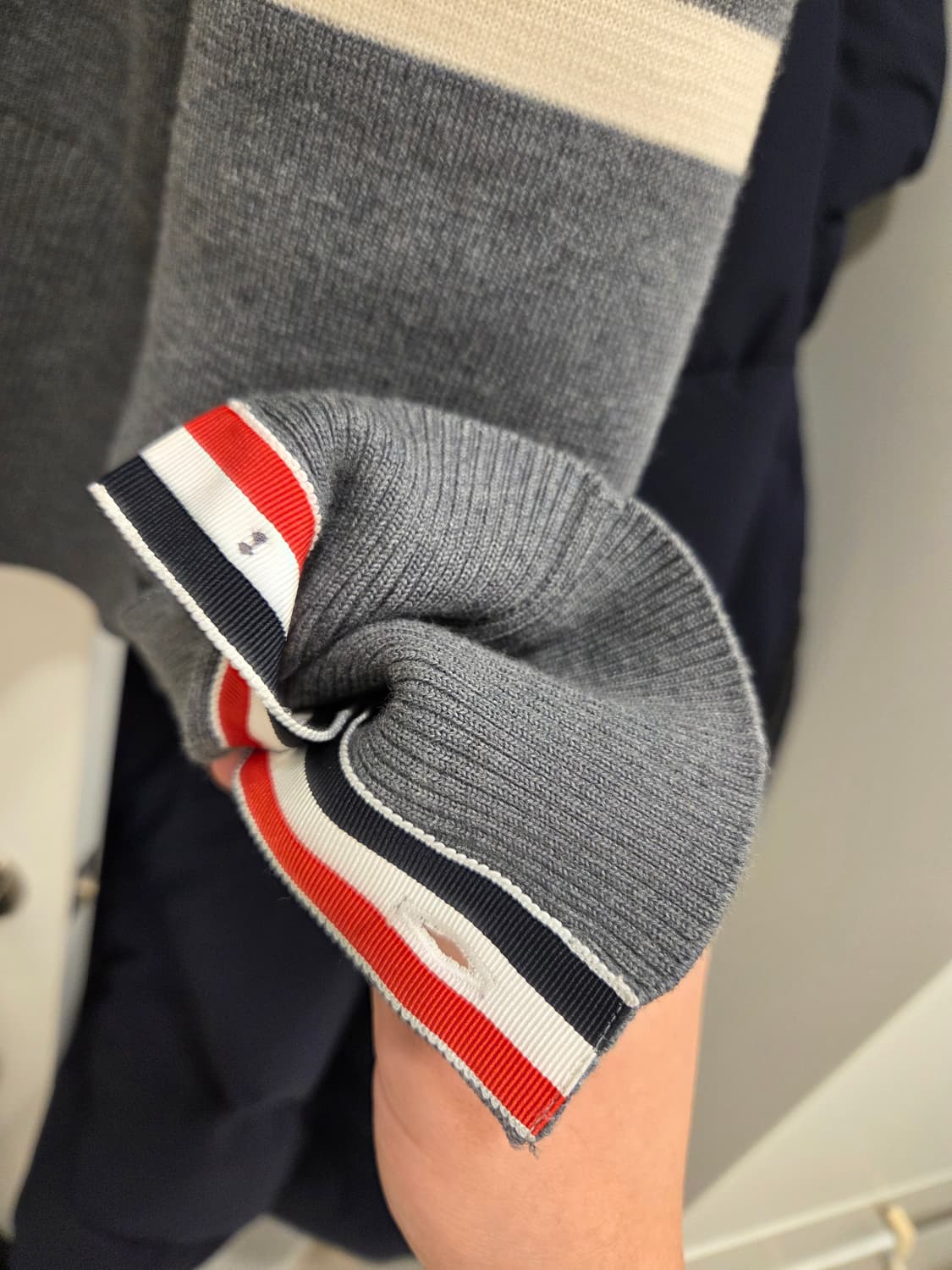 [여성42]톰브라운 밀라노스티치 메리노울 가디건 상품이미지5