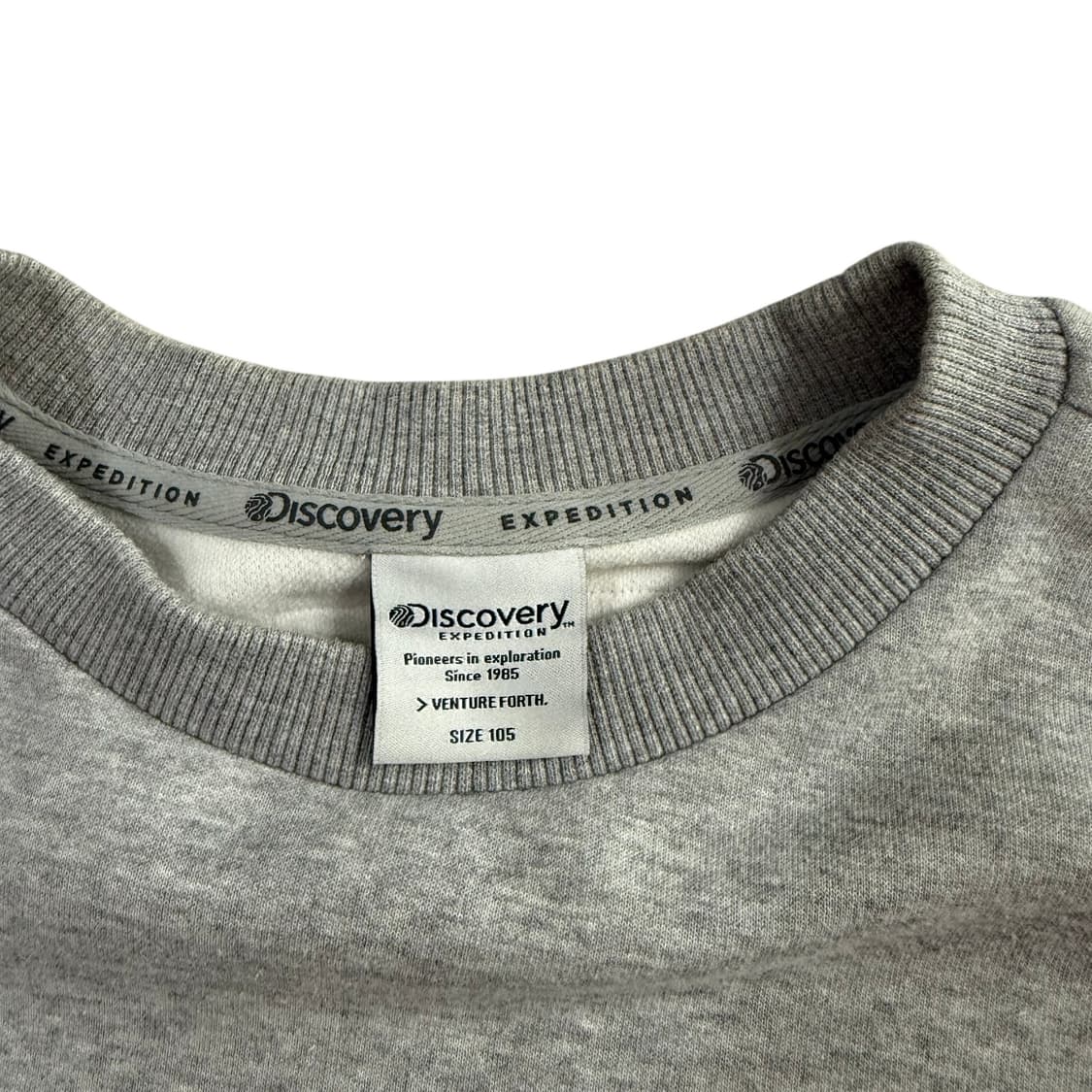 디스커버리 맨투맨 상품이미지2