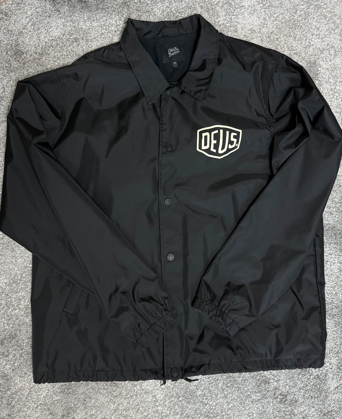 데우스 코치자켓 XXL 판매합니다 🙂 상품이미지1