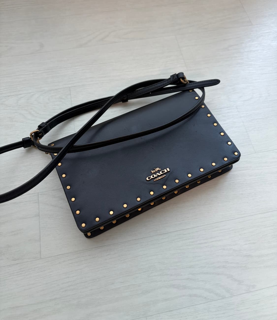 코치 크로스백 미니백 상품이미지1