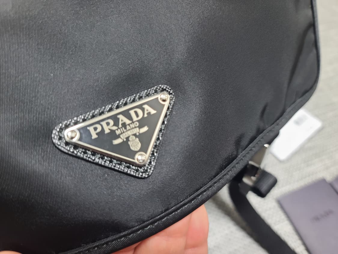 프라다 리나일론 메신저백 1bd671 크로스백 버클백 상품이미지4