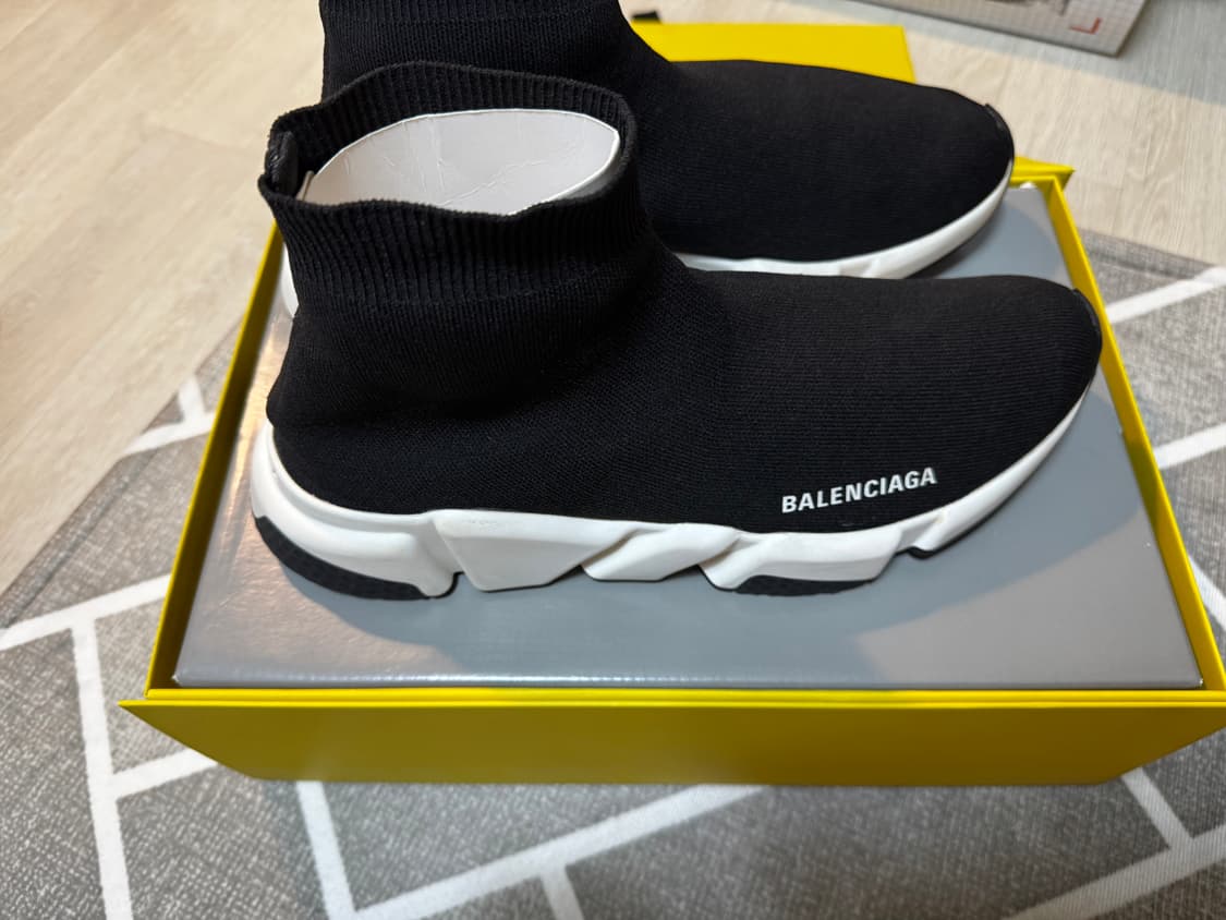 발렌시아가 스피드러너 41 상품이미지3