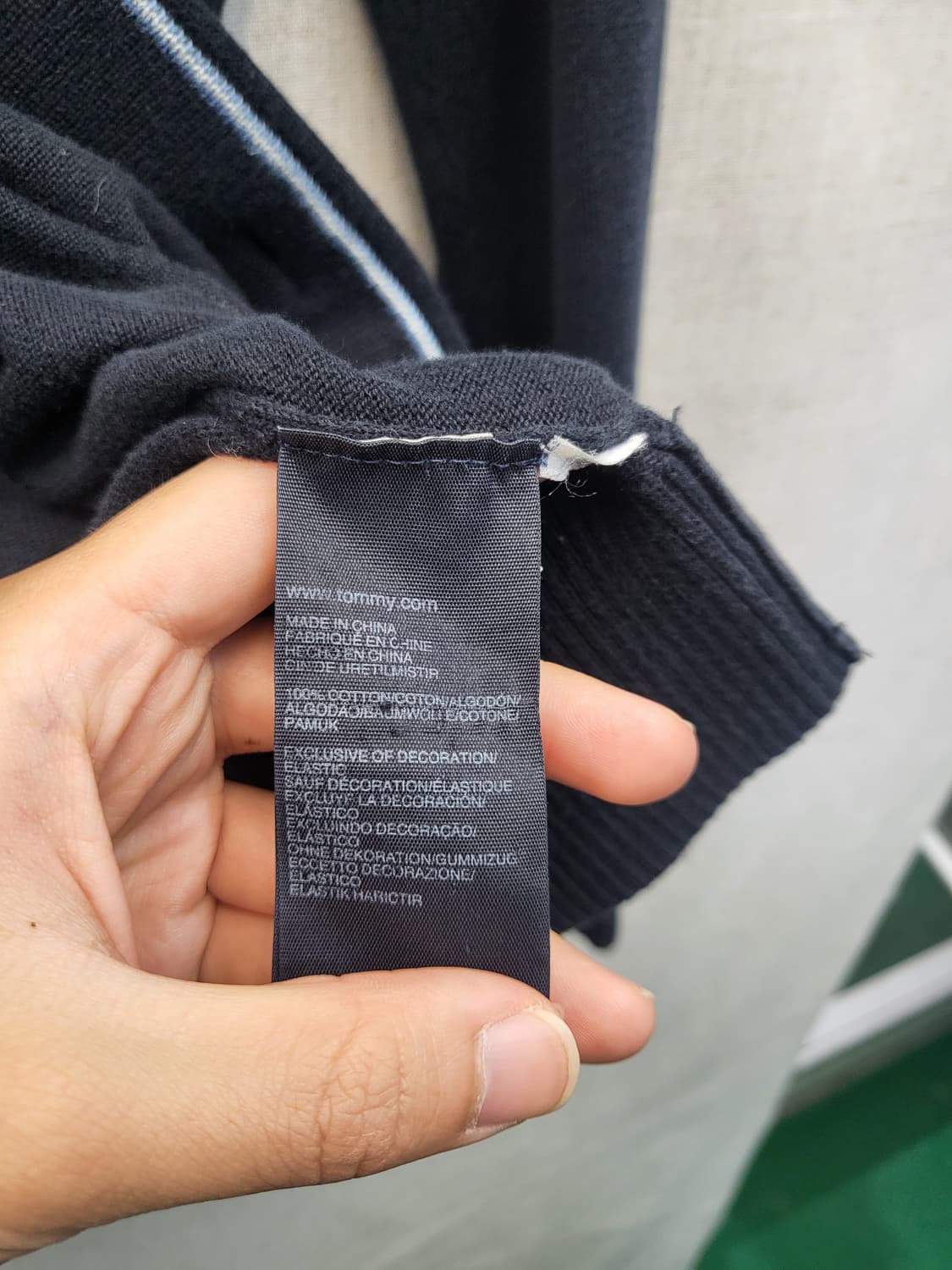 타미힐피거 네이비 브이넥 가디건 상품이미지4