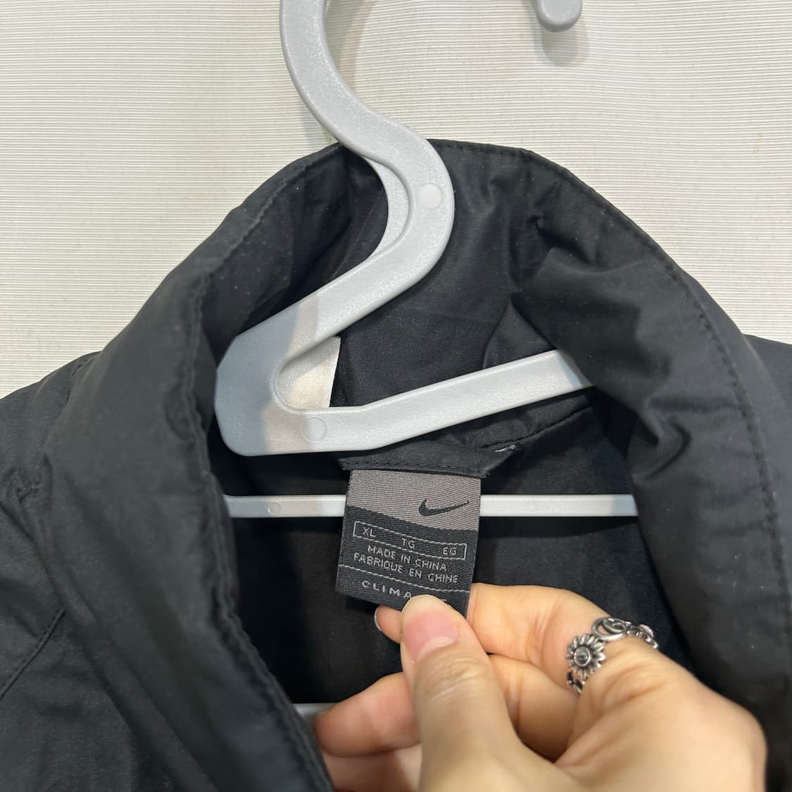 나이키 남성 바람막이 105 블랙 상품이미지2