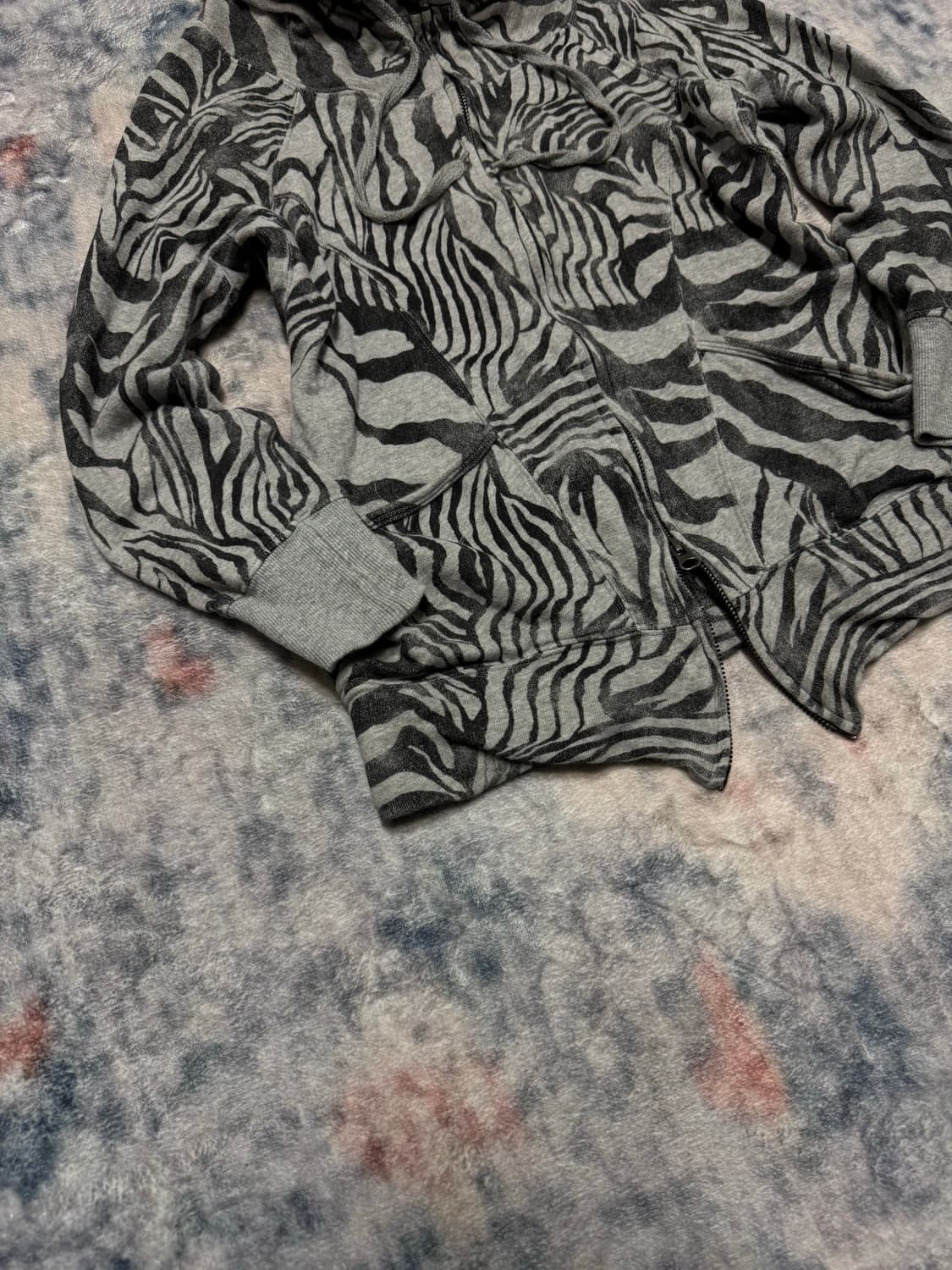 Heaven and earth bono neck zebra zip up 상품이미지5