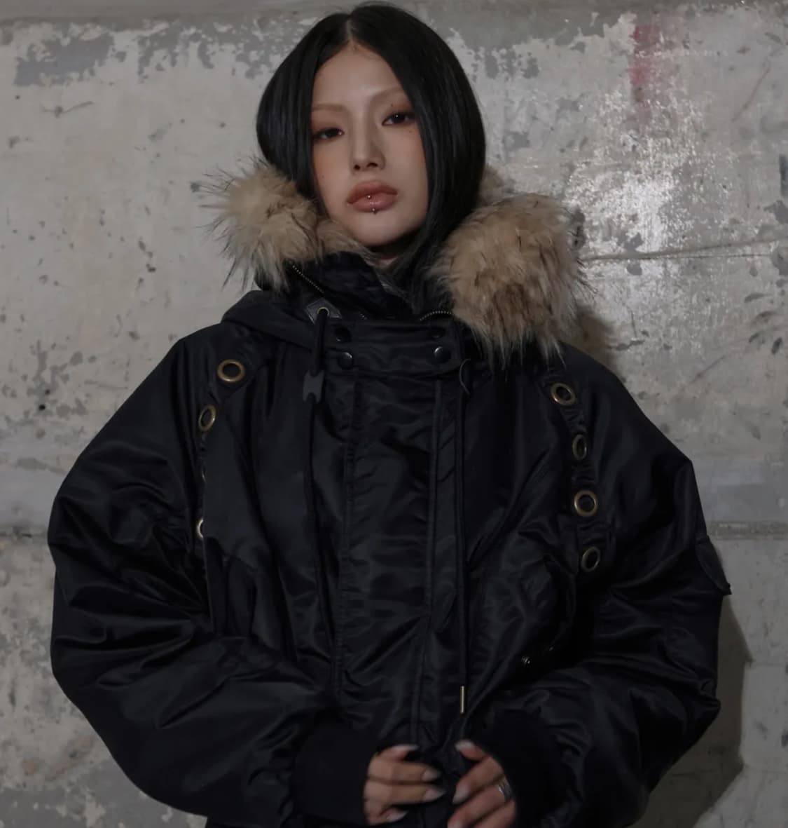 [구해요] 팬시클럽 아일렛 퍼 패딩 (BLACK)  상품이미지1