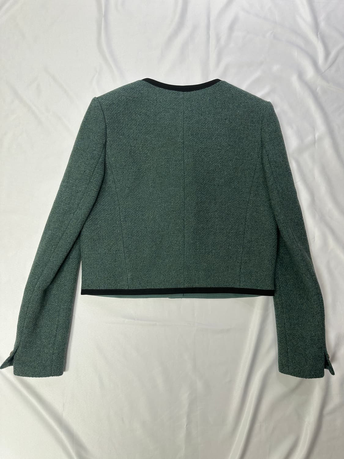 잇미샤 카라리스 텍스쳐블록 울100% 자켓 다크그린(44) 상품이미지2