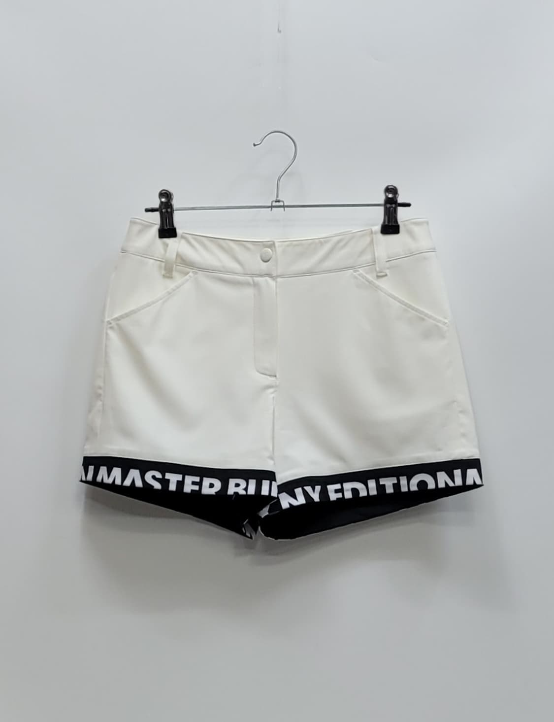 마스터바니에디션 골프 숏팬츠 / 여 0 (63-88) 화이트
 상품이미지1
