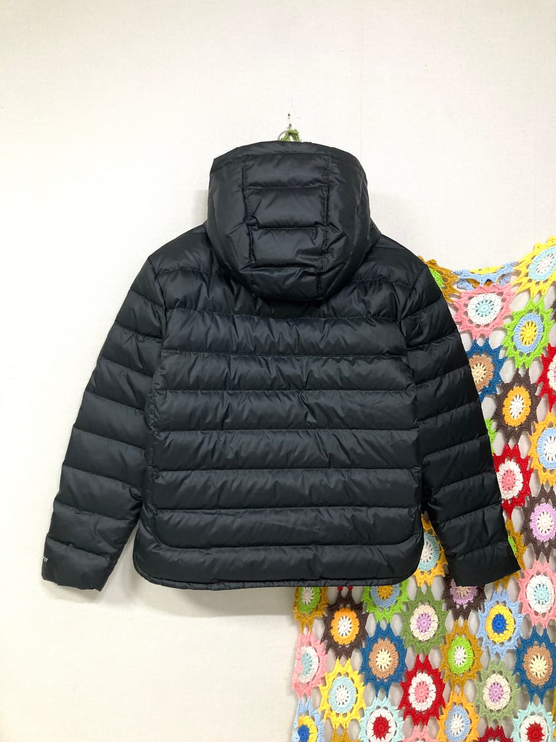 나이키 여성 써마핏 발수 경량 푸퍼 숏패딩 M _ 블랙 상품이미지7