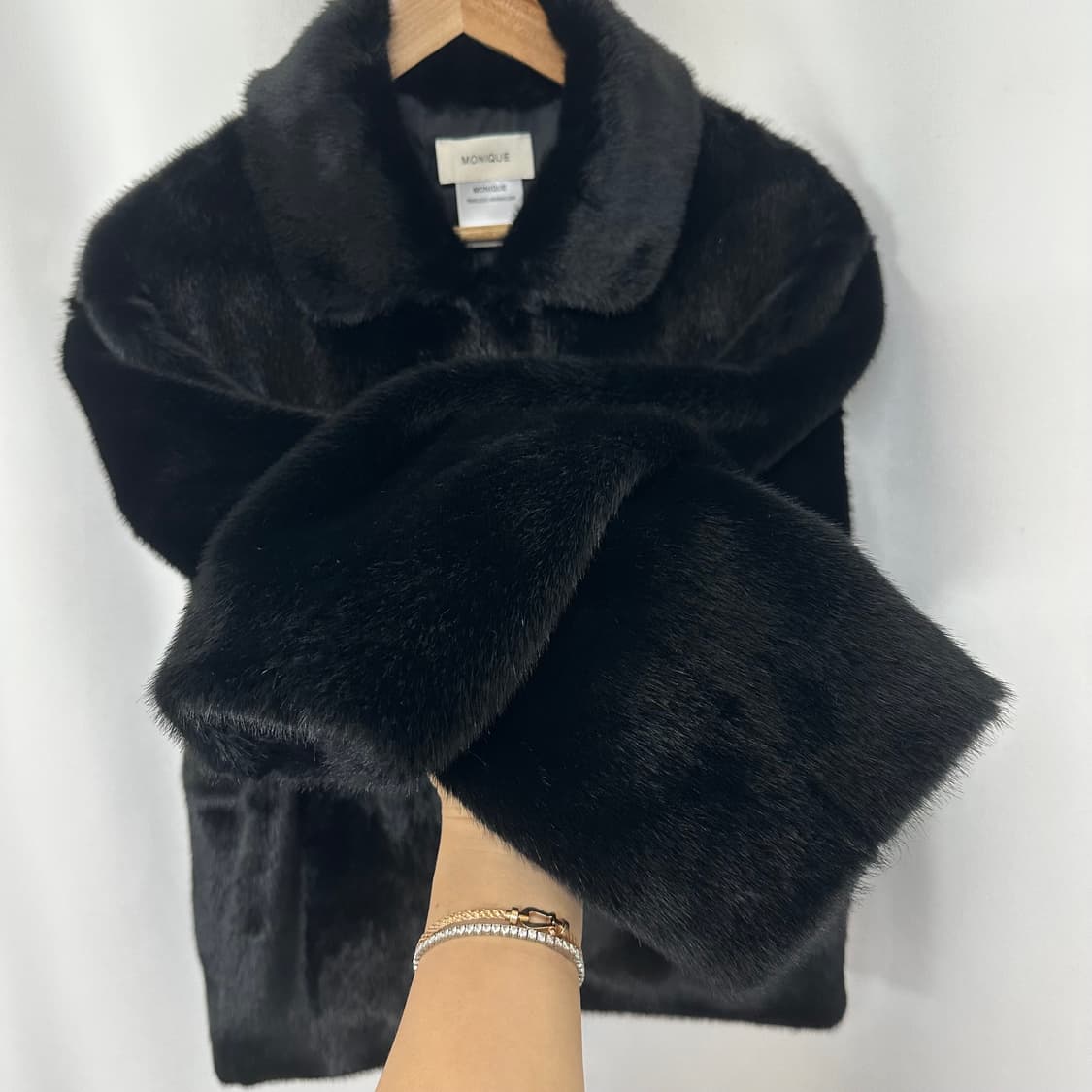   MONIQUE 여자 퍼자켓 검정 FREE  EIWO 상품이미지4