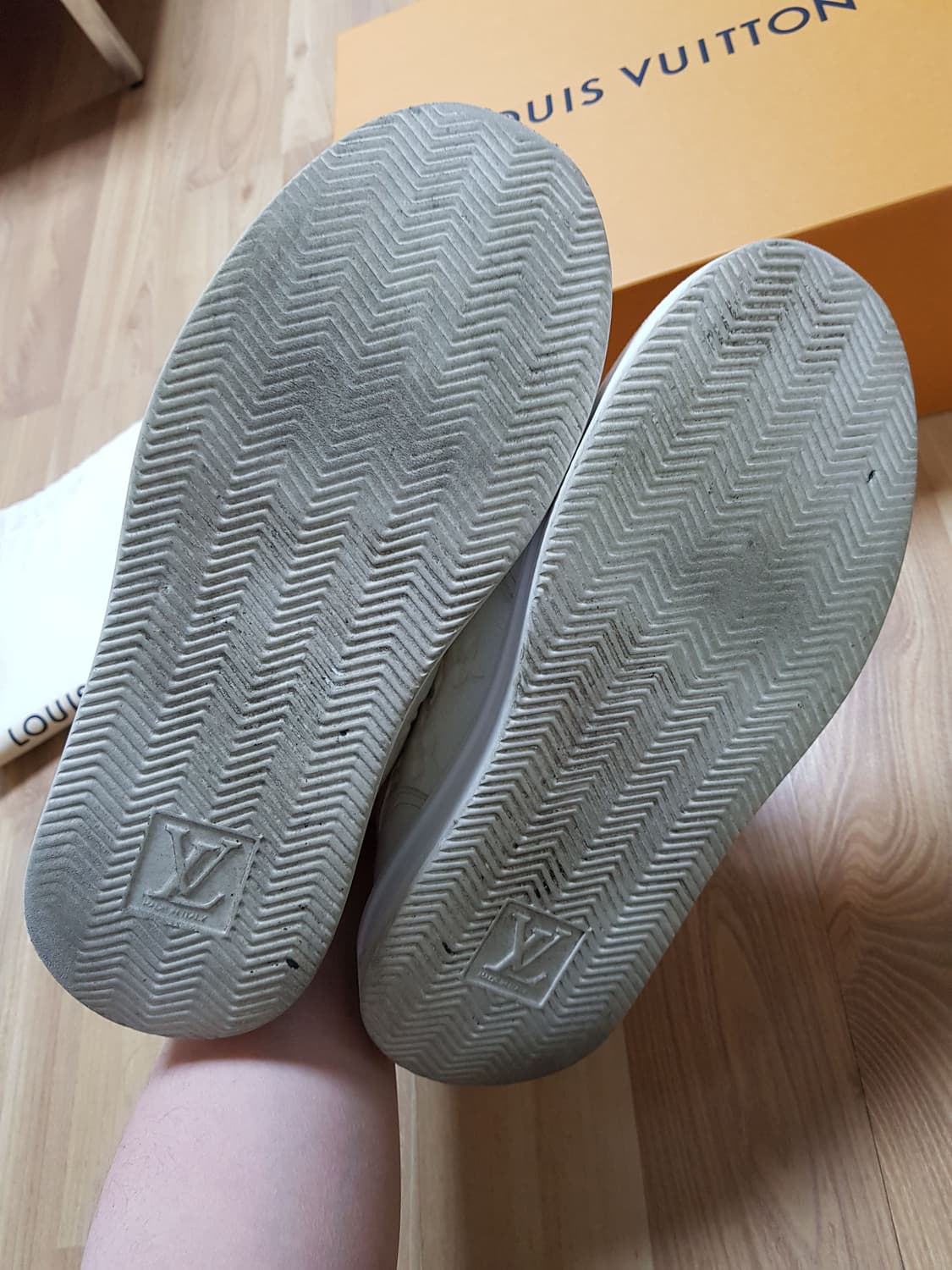 루이비통 비버리 힐스 스니커즈 화이트 상품이미지9