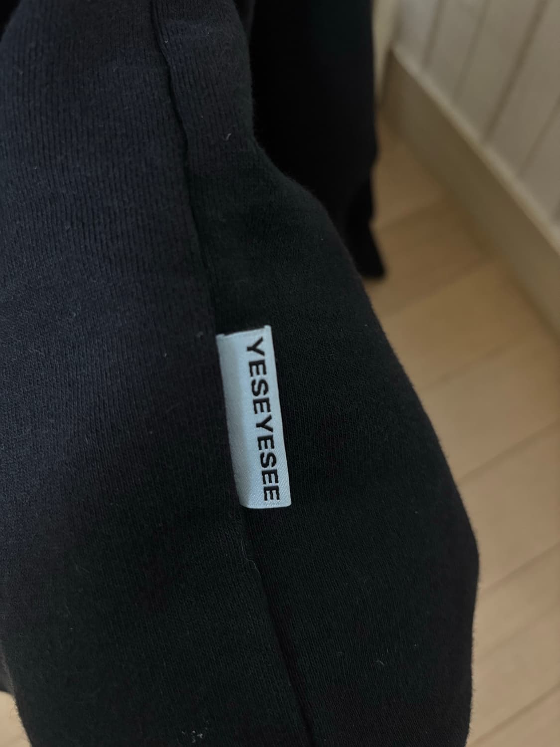 예스아이씨 후드티 블랙 상품이미지2