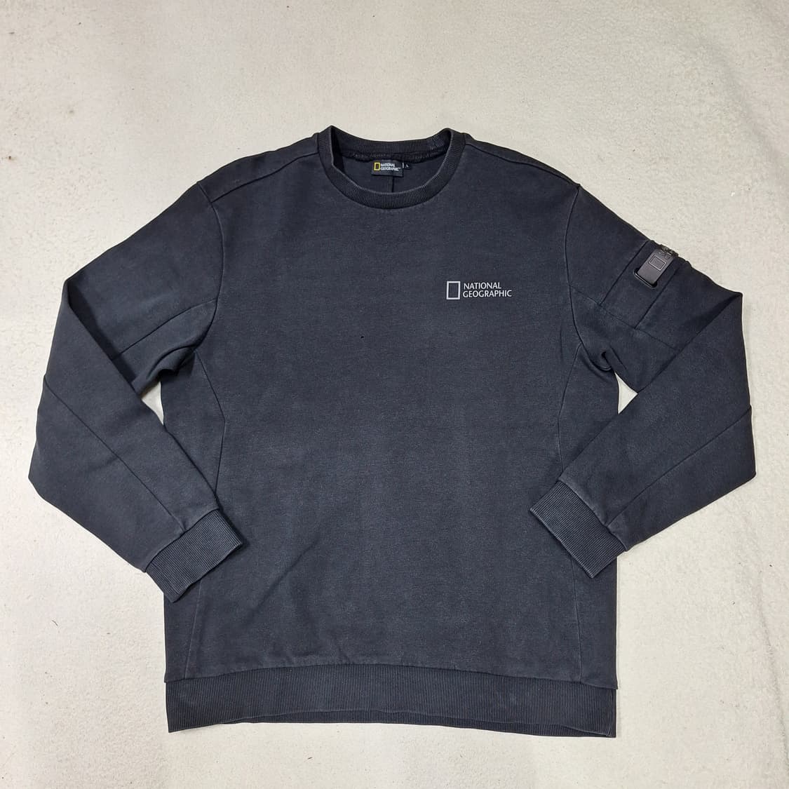 내셔날지오그래픽  맨투맨100 상품이미지1