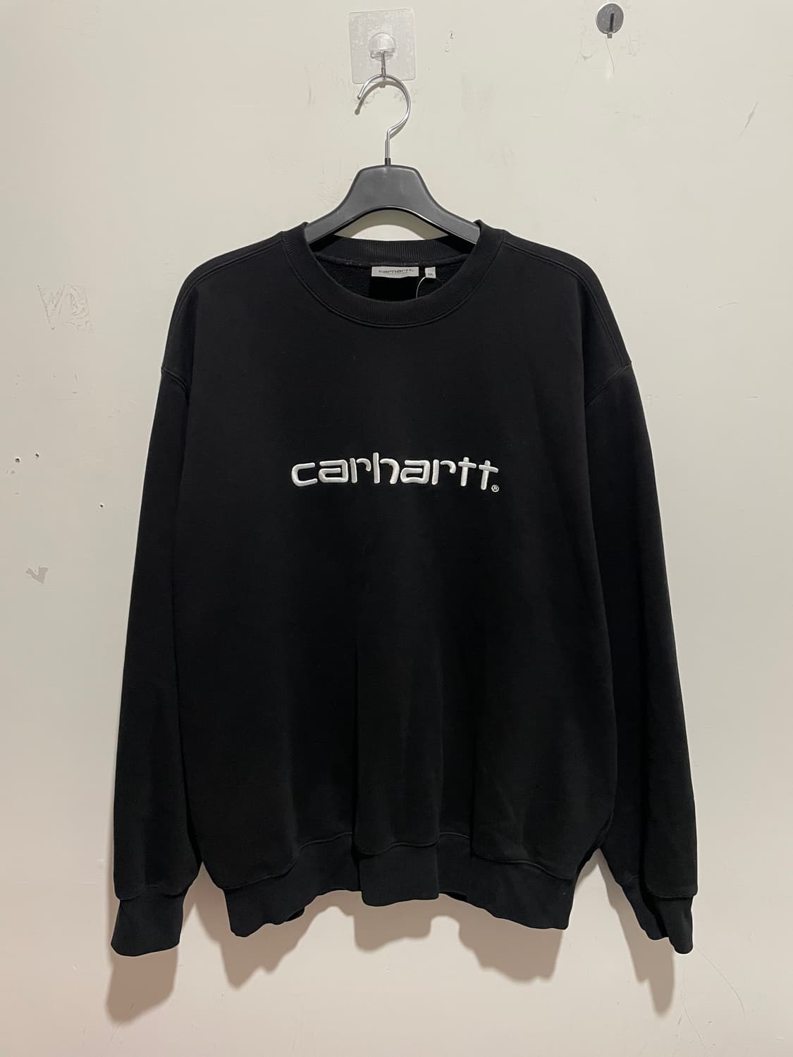 칼하트 맨투맨 블랙 상품이미지2