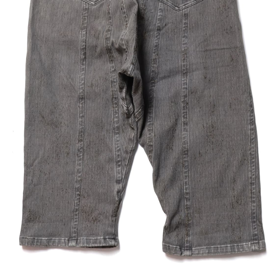 울리우스 Julius Washed Denim Pants

 상품이미지7