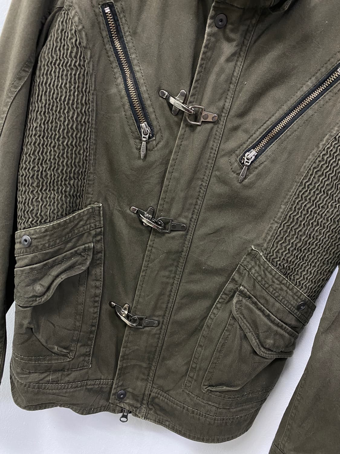 [NICOLE CLUB] 카키 버클 자켓 상품이미지7