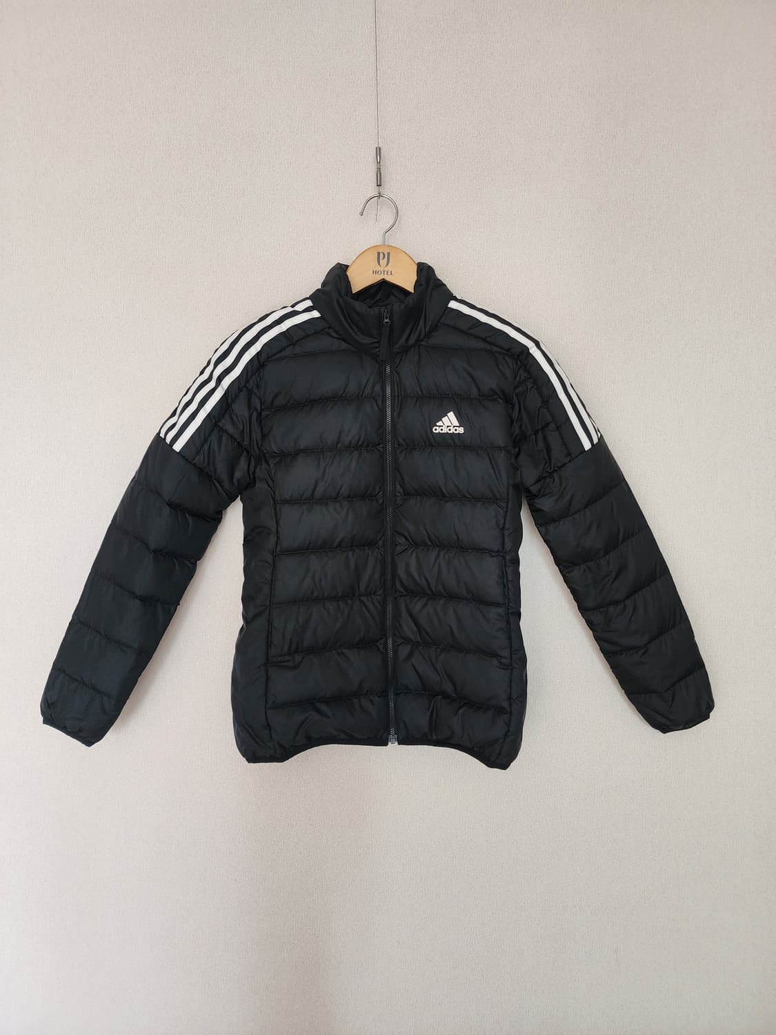 아디다스 경량 상품이미지1