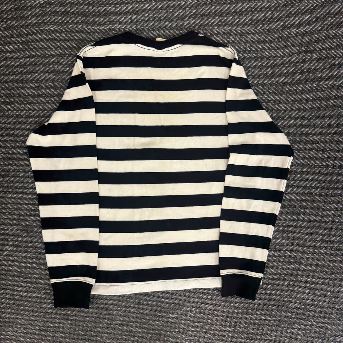 아웃스탠딩 스트라이프 긴팔티 (M) 상품이미지3