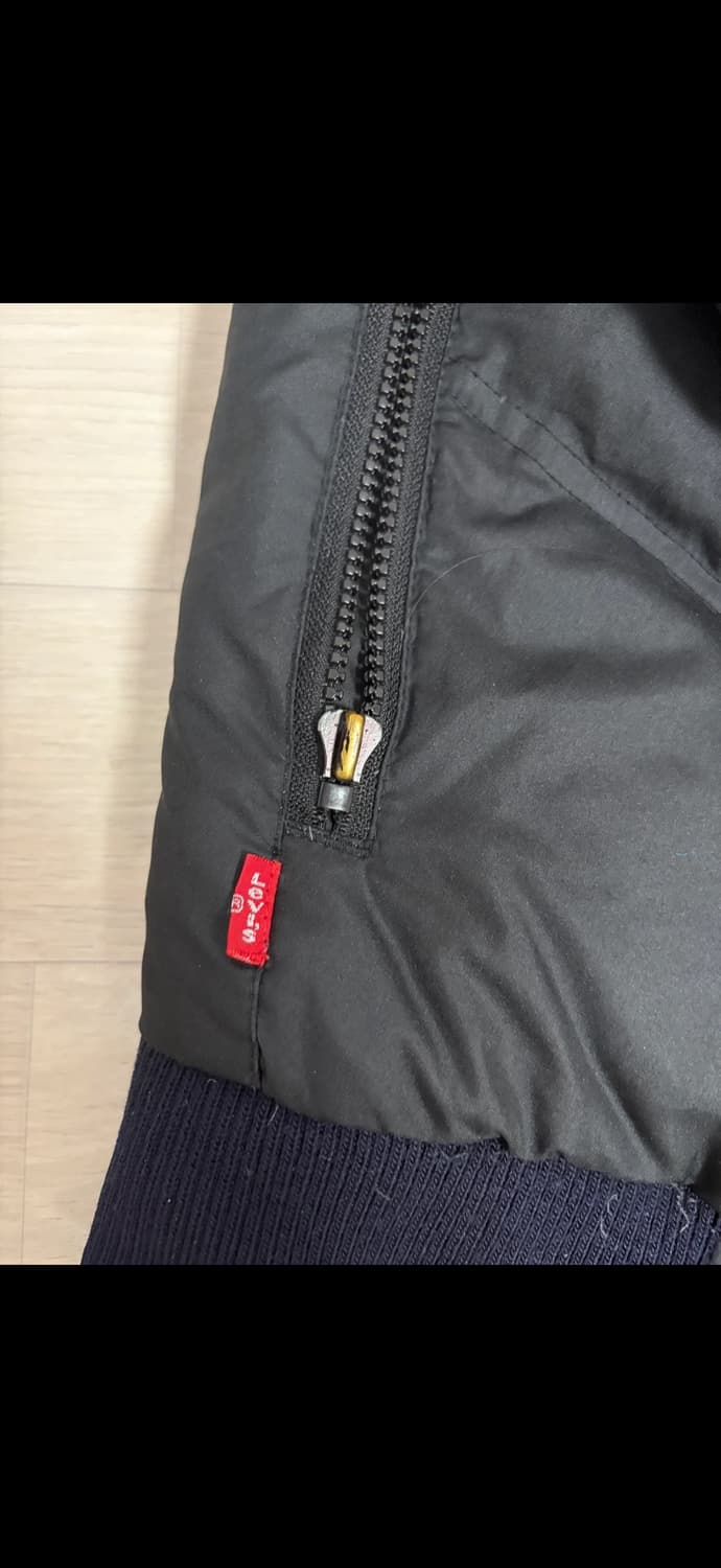 리바이스 패딩 m사이즈 상품이미지3