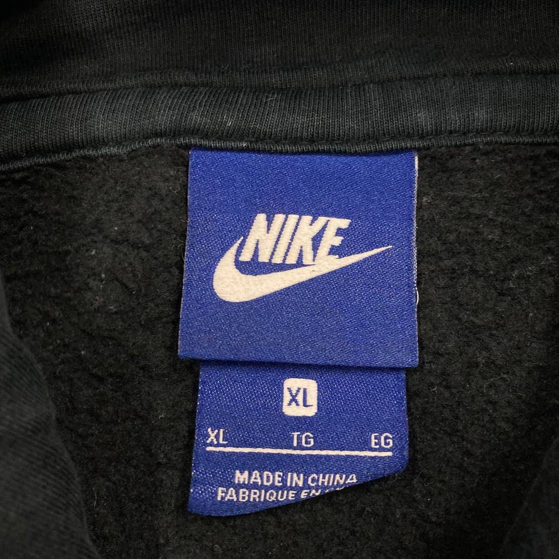 나이키 네이비 컬러 퓨추라 스몰 로고 후드티 상품이미지3