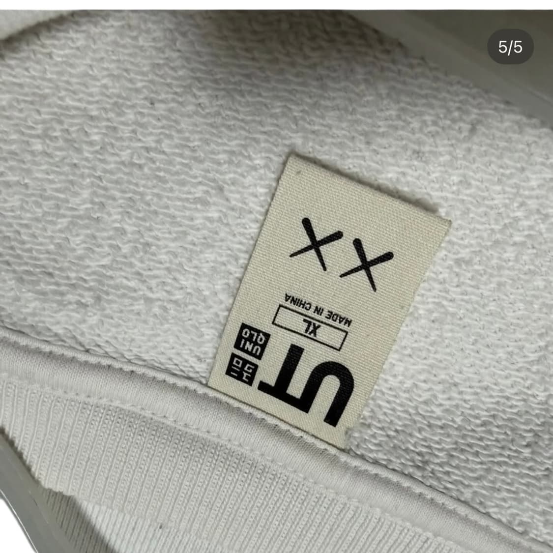 유니클로 x 카우스 맨투맨 상품이미지2