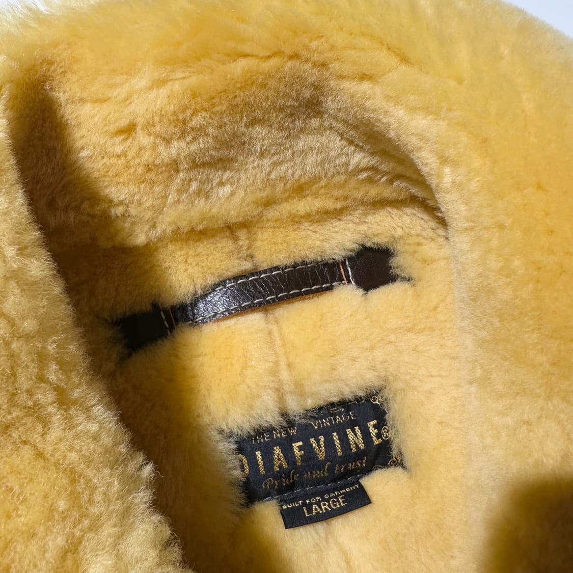 디아프바인 B-3 시어링 홀스하이드 무통 무스탕 봄버 자켓 상품이미지6