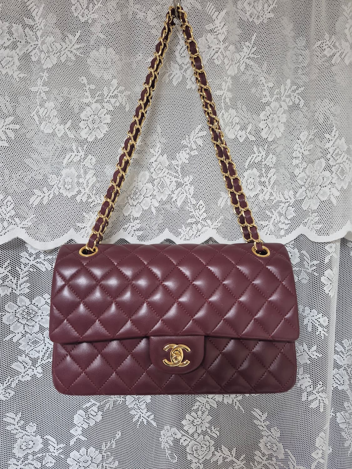 샤넬버건디크로스숄더백 상품이미지1