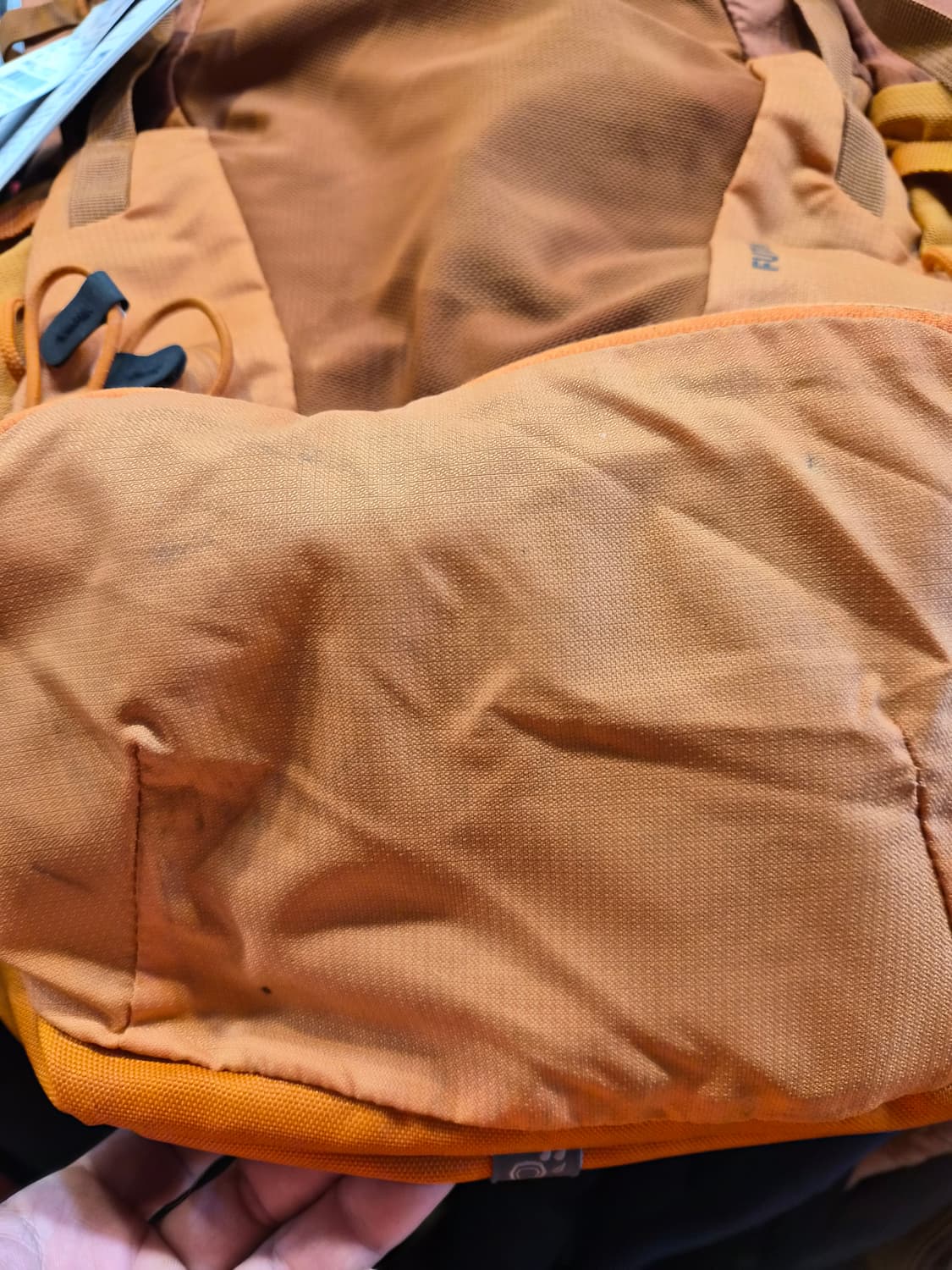 32L) 도이터 퓨추라 등산 배낭 팝니다 상품이미지5