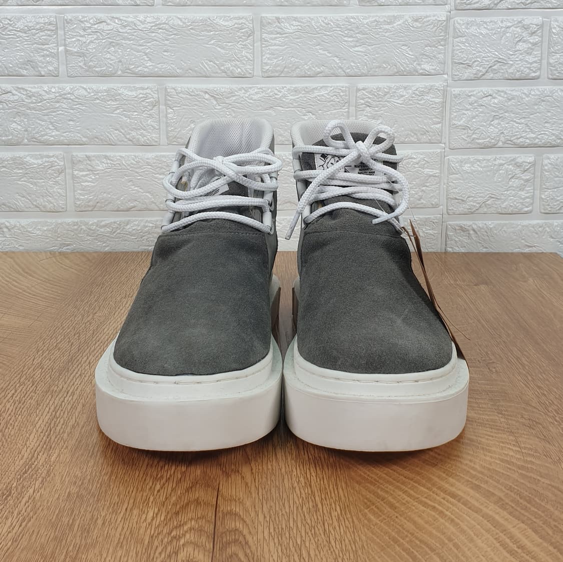 [270]치스윅 하이탑 스니커츠 (새상품) 상품이미지2