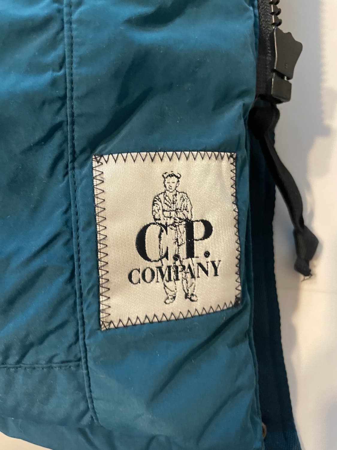 C.P. Company 블루 고글 패딩점퍼 상품이미지8