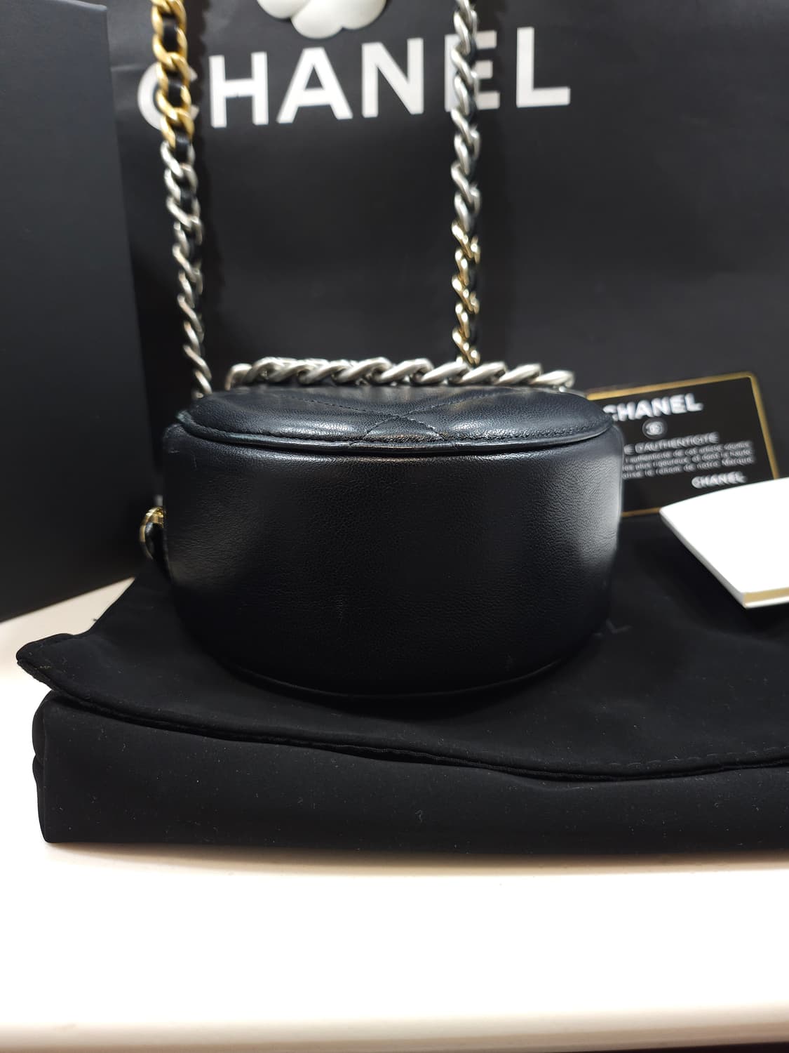 [정품]샤넬 블랙 램스킨 19 탬버린 체인 크로스백 은장 AP0945 상품이미지2