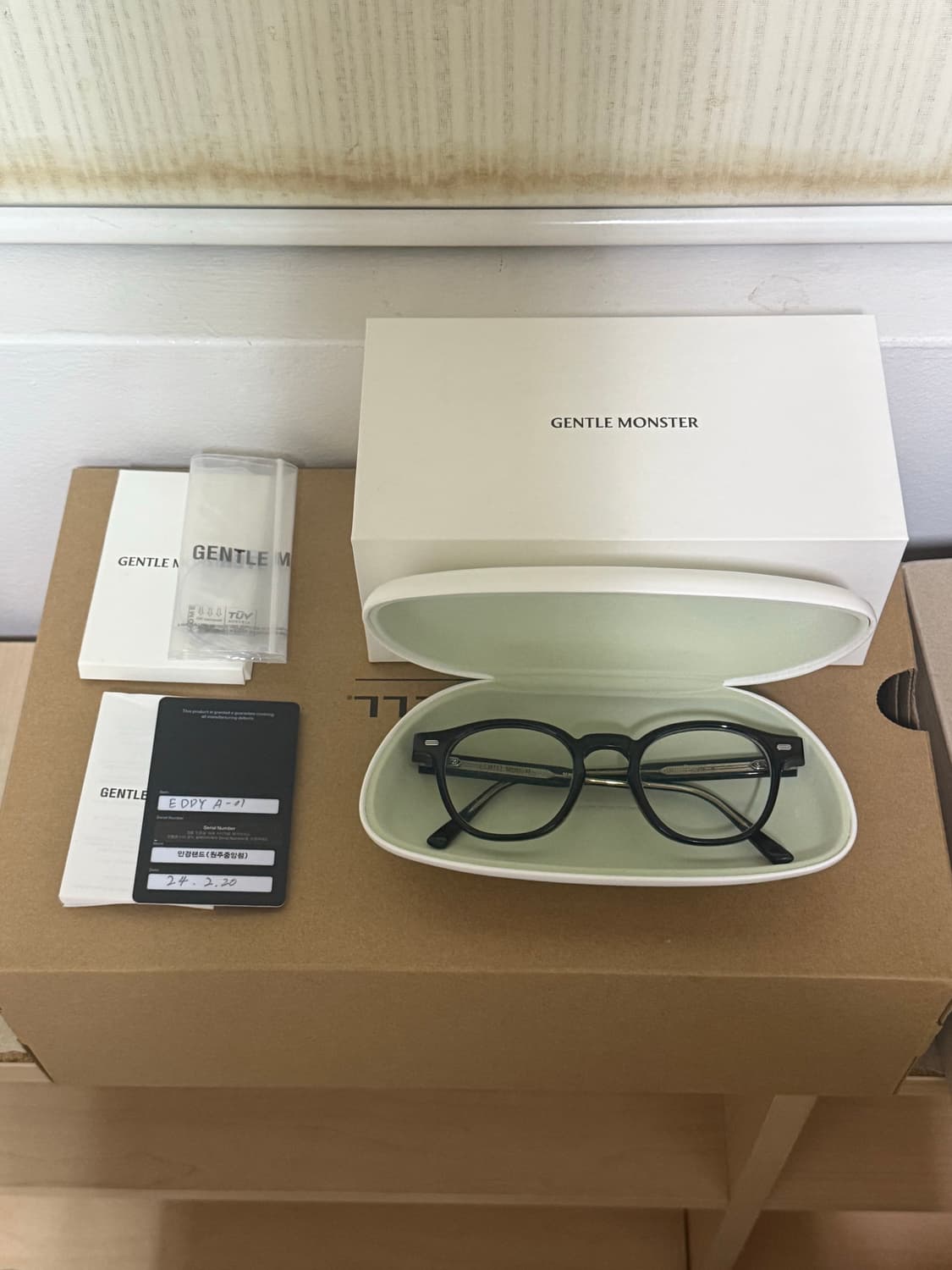 젠틀몬스터 에디A 블랙 상품이미지1