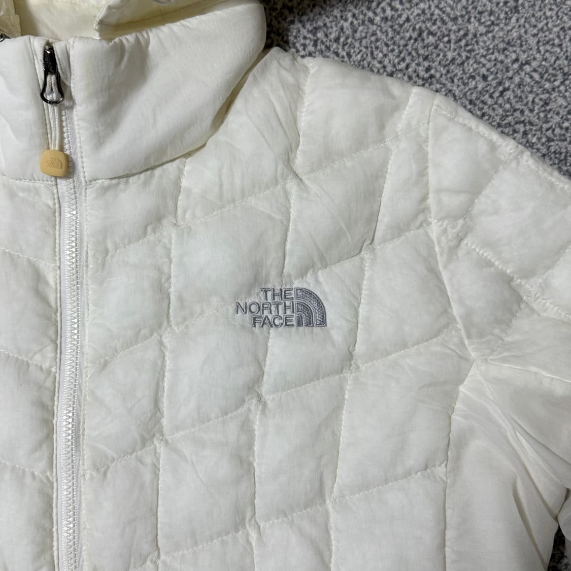 노스페이스 Thermoball 경량 패딩 여성용 상품이미지6