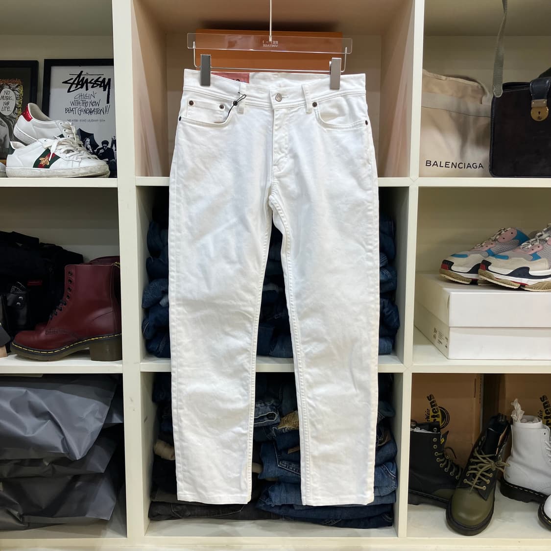 아크네 스튜디오 화이트 데님 팬츠 28 상품이미지1