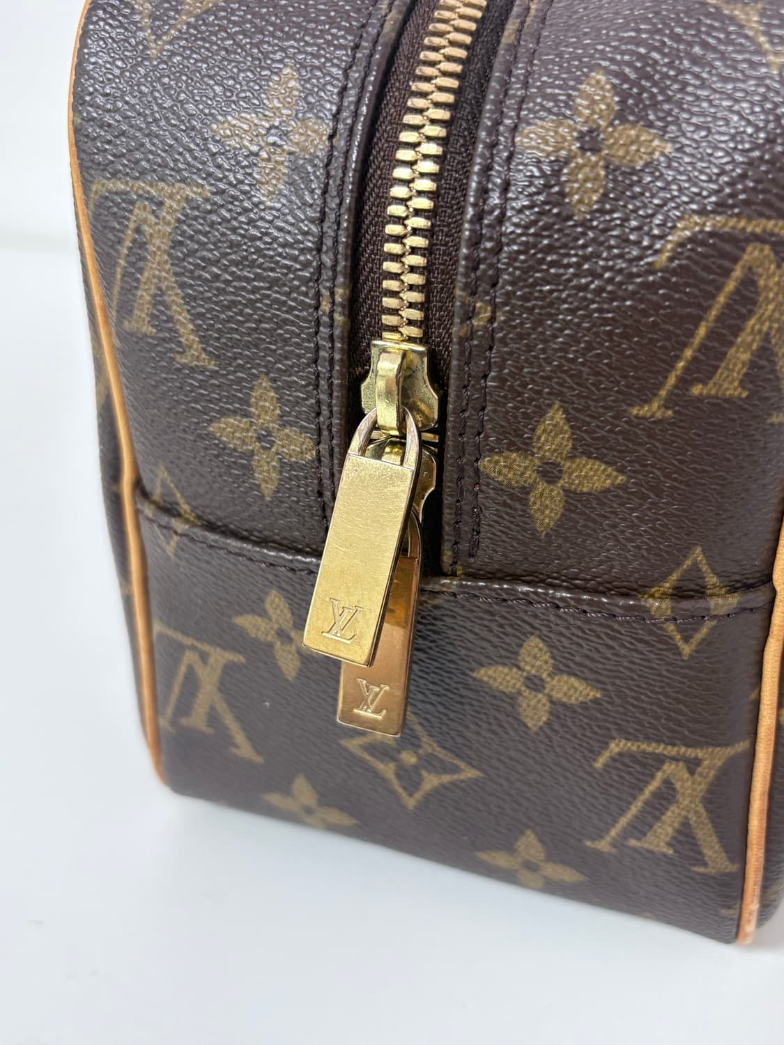 루이비통 시떼(시테) mm 숄더백 상품이미지8