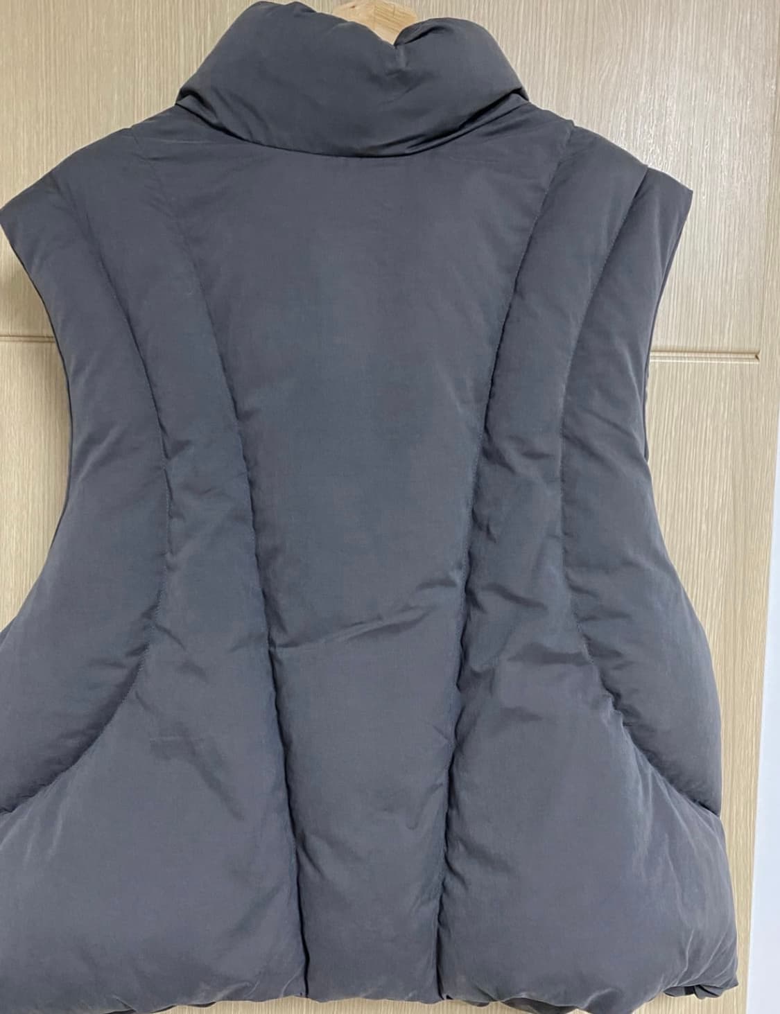 HYEINSEO 혜인서 리버시블 패딩베스트 2사이즈 상품이미지7