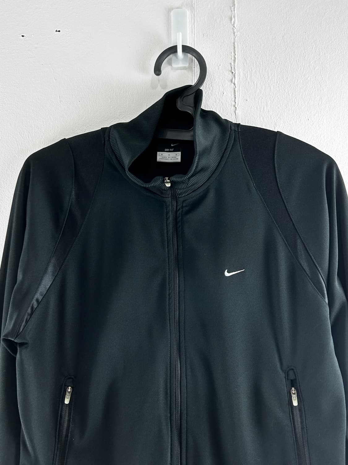 나이키 NIKE 드라이핏 올블랙 트랙탑 집업 져지 여성 M 상품이미지2