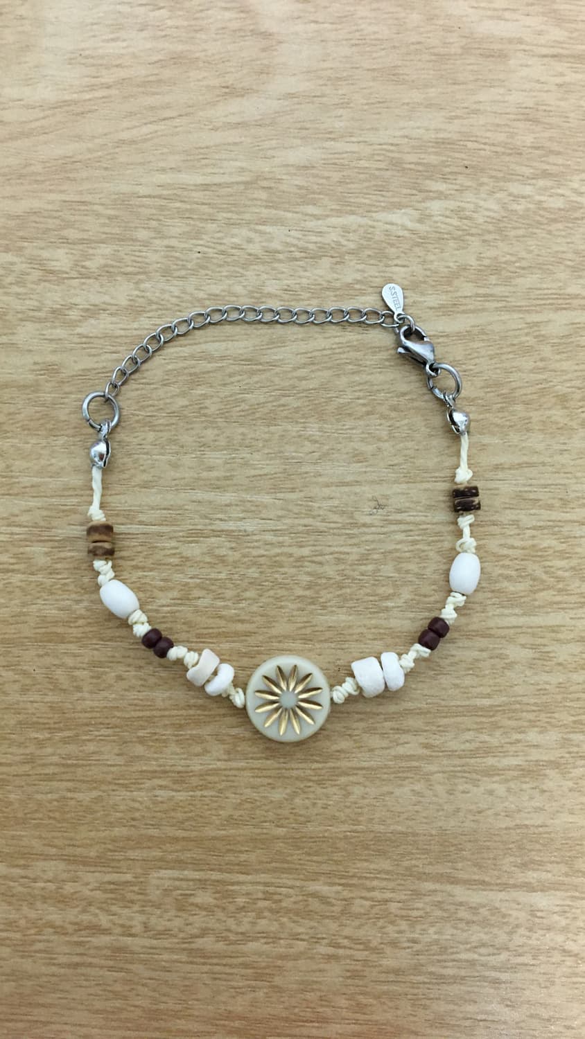 우드 비즈 끈팔찌 상품이미지1