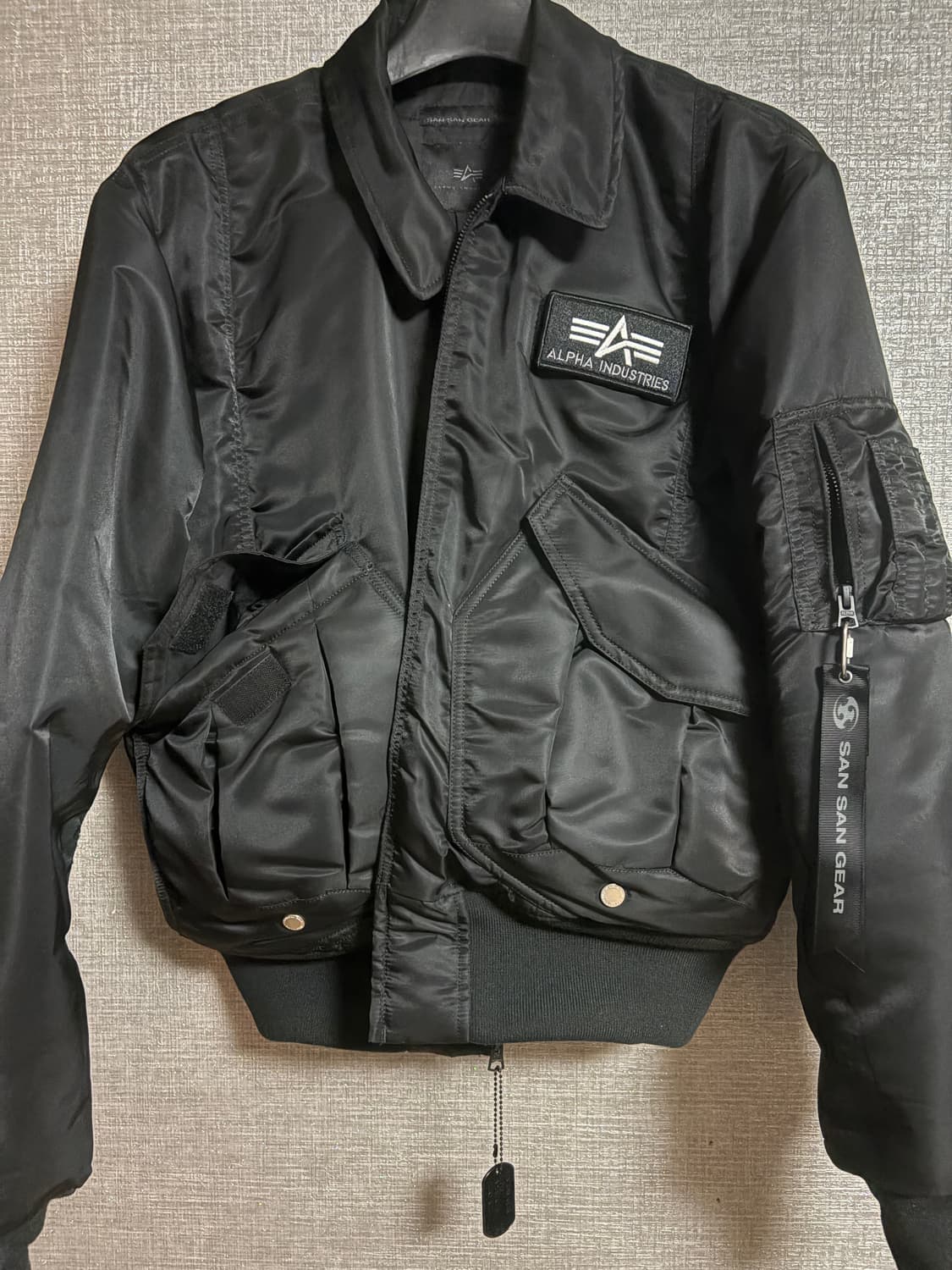 산산기어 알파인더스트리 자켓 상품이미지1