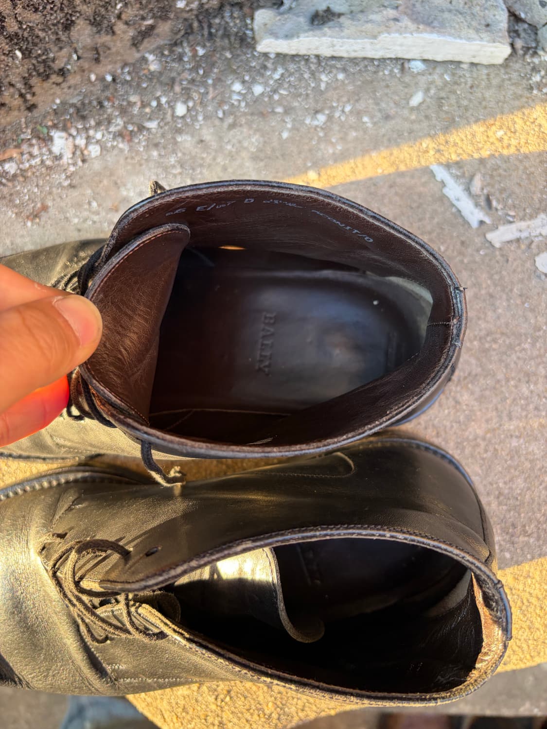 Bally 블랙 레더 처카 부츠 240  상품이미지4