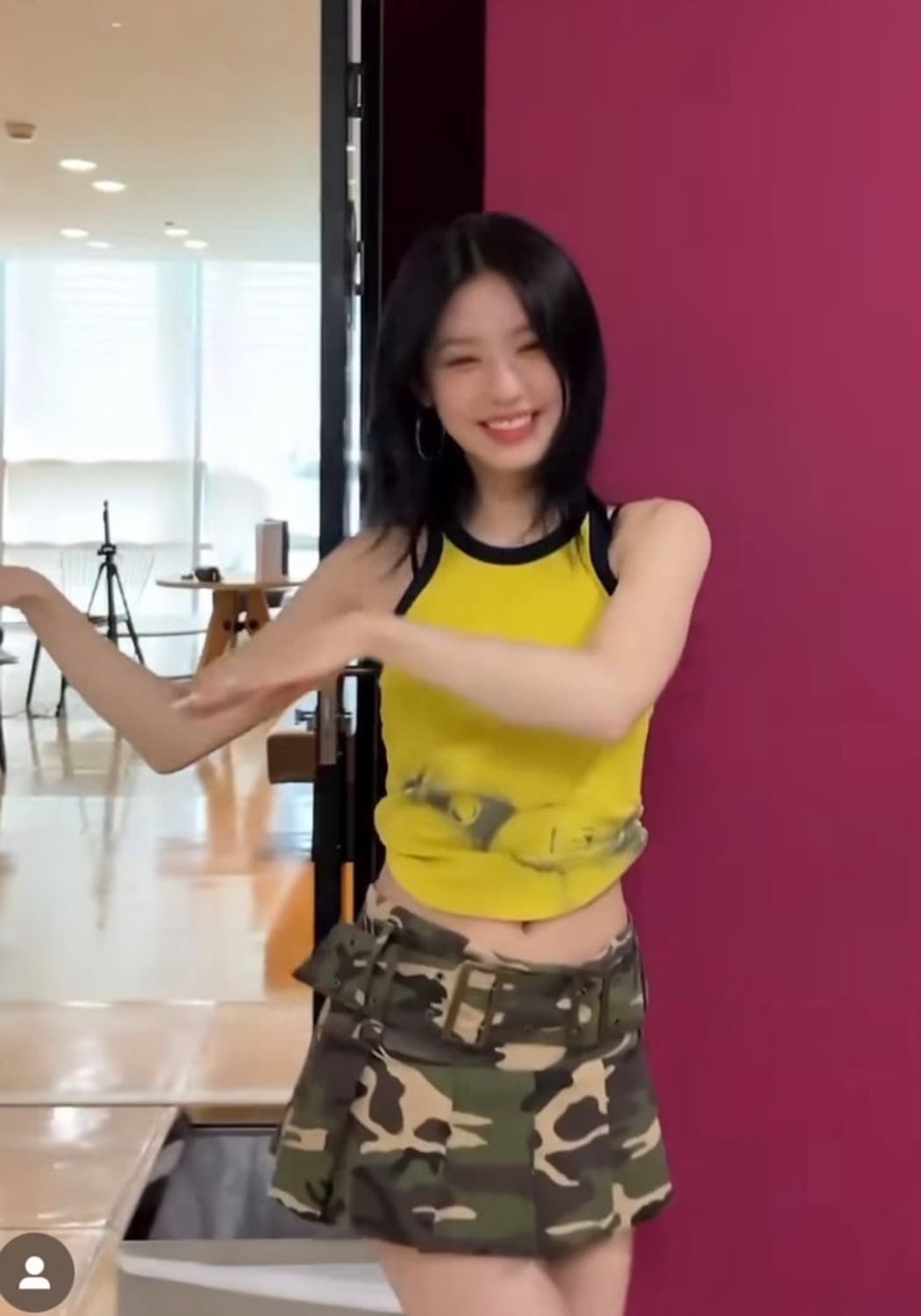 [아이들 미연 착용] 그레일즈 벨티드 플리츠 스커트 상품이미지1