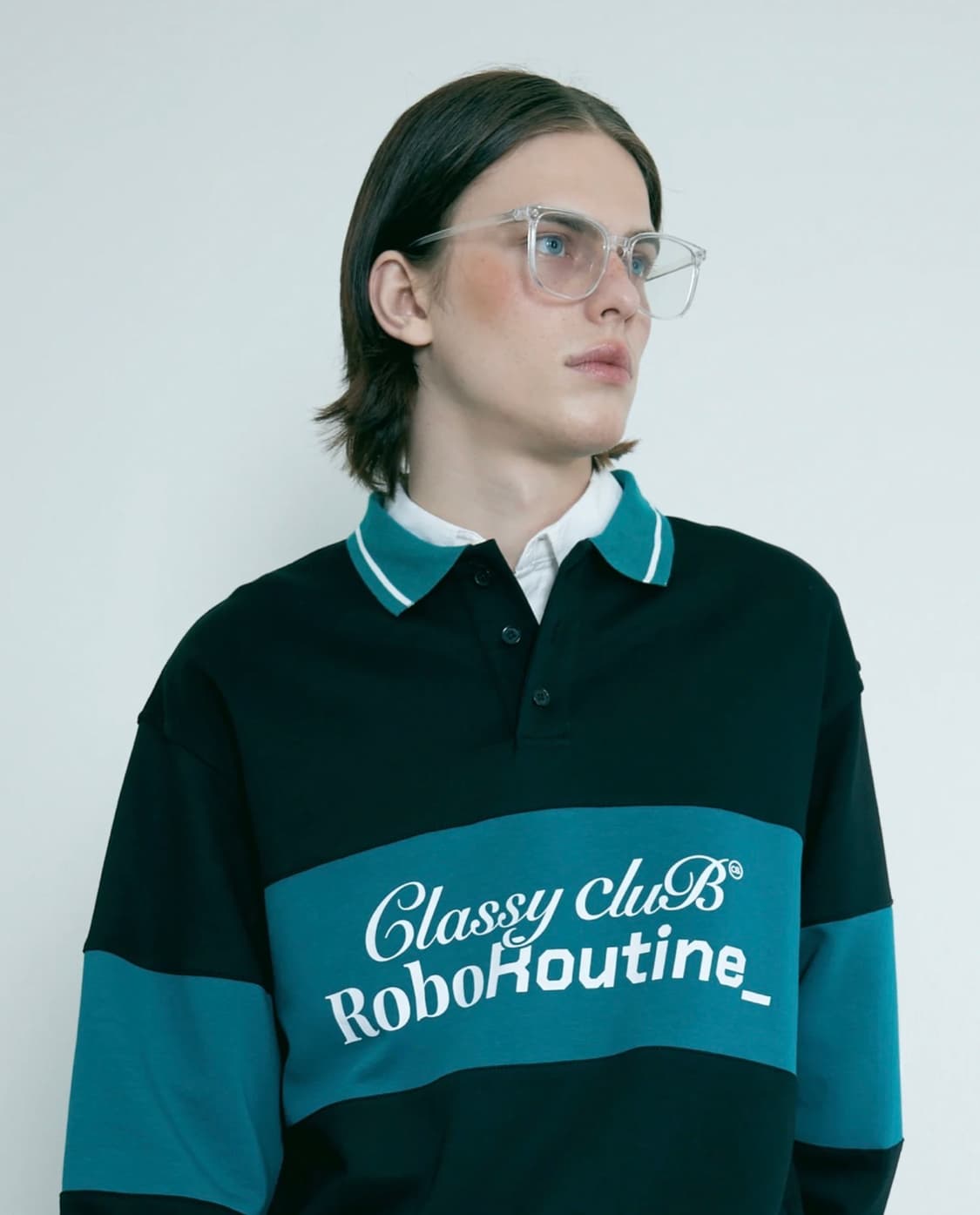 [새제품/L] Classy 폴로 스웻 셔츠 - 블랙 상품이미지3