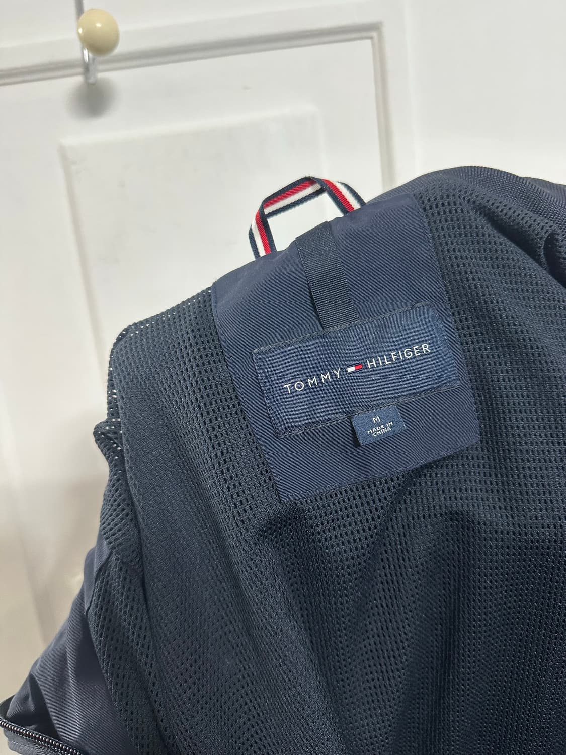 타미힐피거 로고 바람막이 상품이미지3