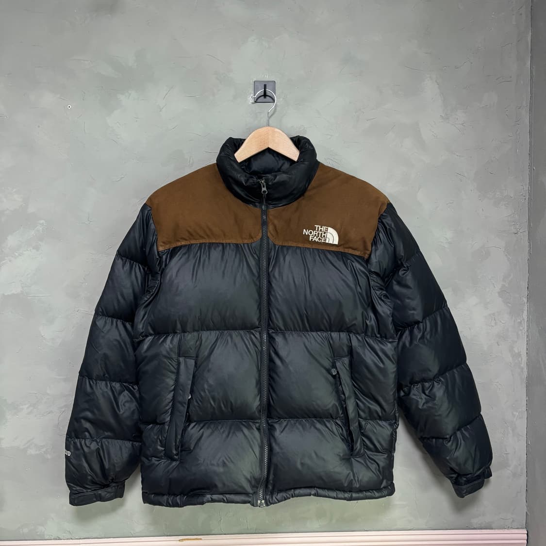 노스페이스 700LTD 눕시 구스다운 패딩 브라운 블랙 상품이미지1