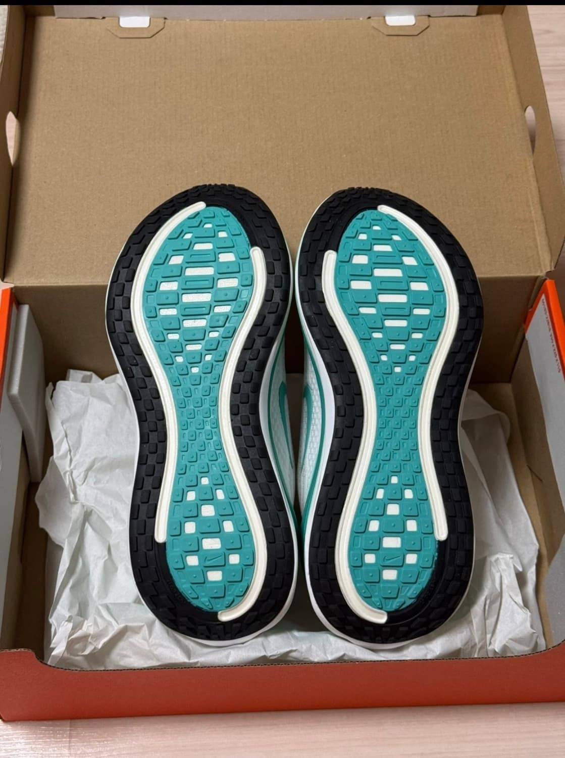 (새상품)보메로 플러스18 240 상품이미지2