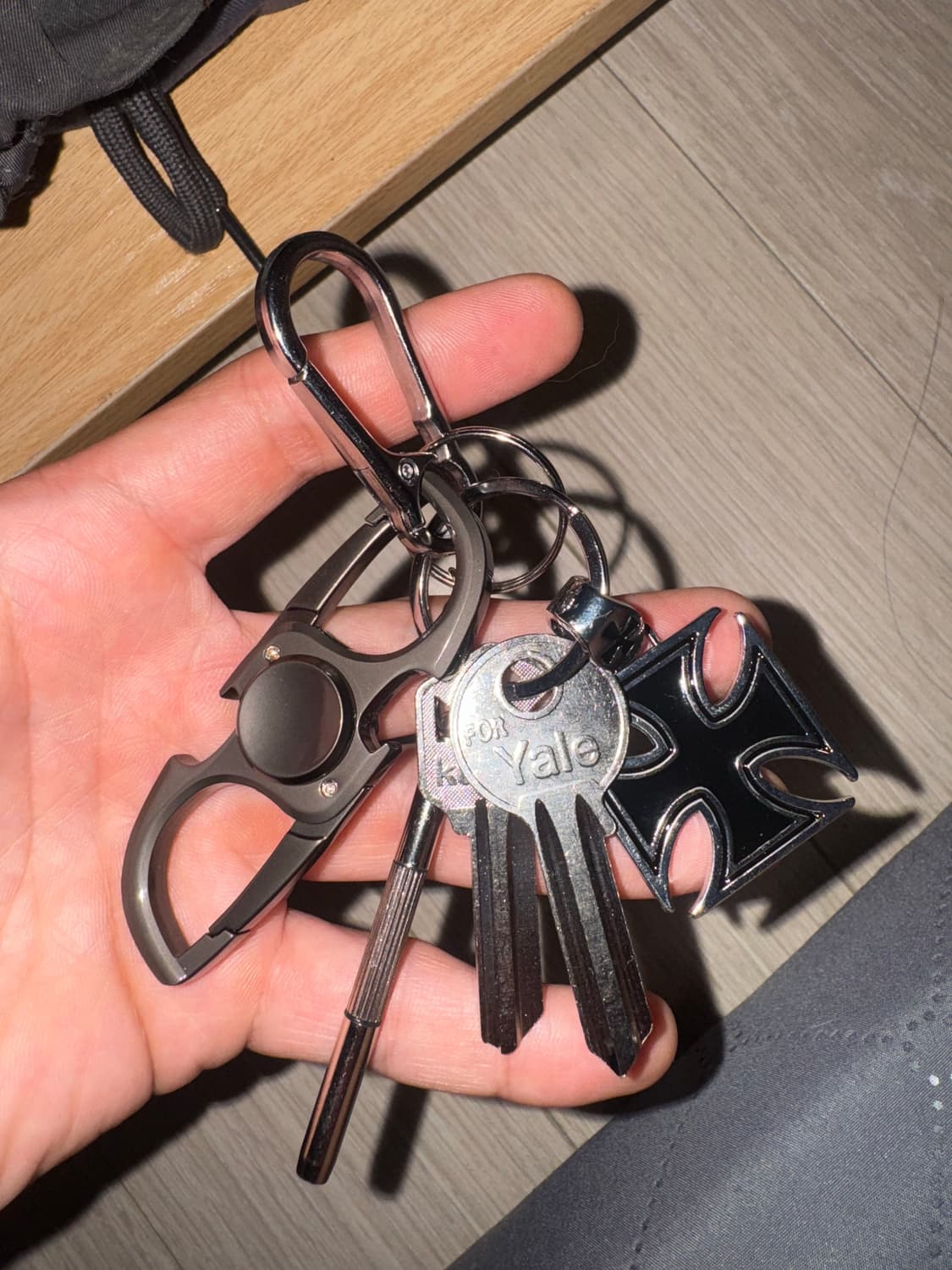 ANOTHER CROSS KEYRING / 십자가 키링 상품이미지2