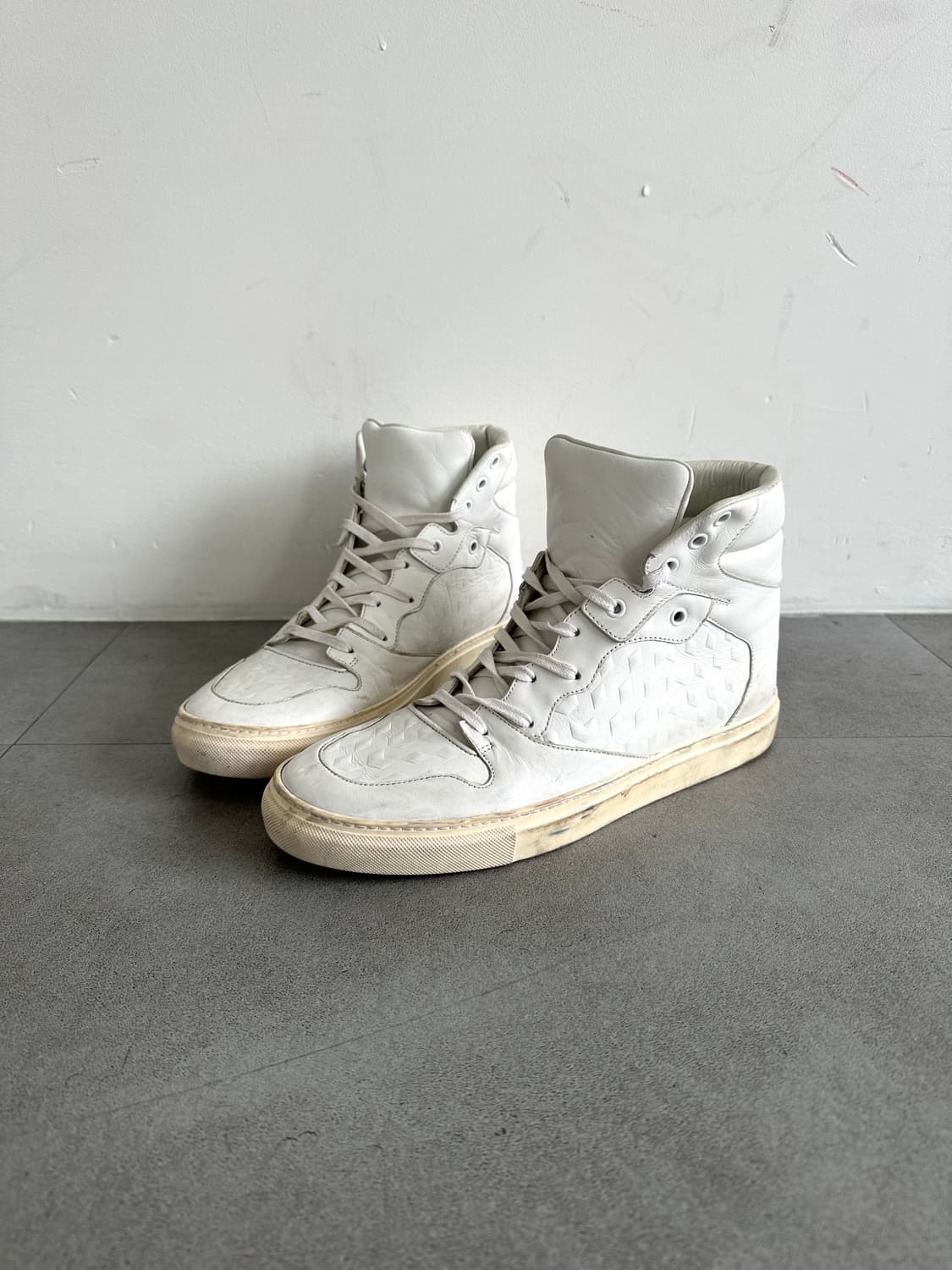 발렌시아가 모노크롬 화이트 레더 하이탑 상품이미지2