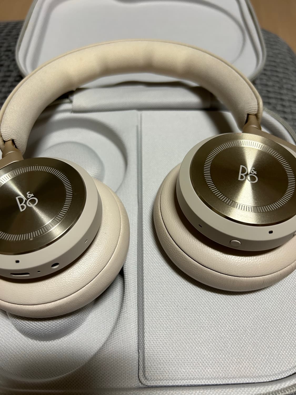 Bang&olufsen beoplay hx headphone 상품이미지7